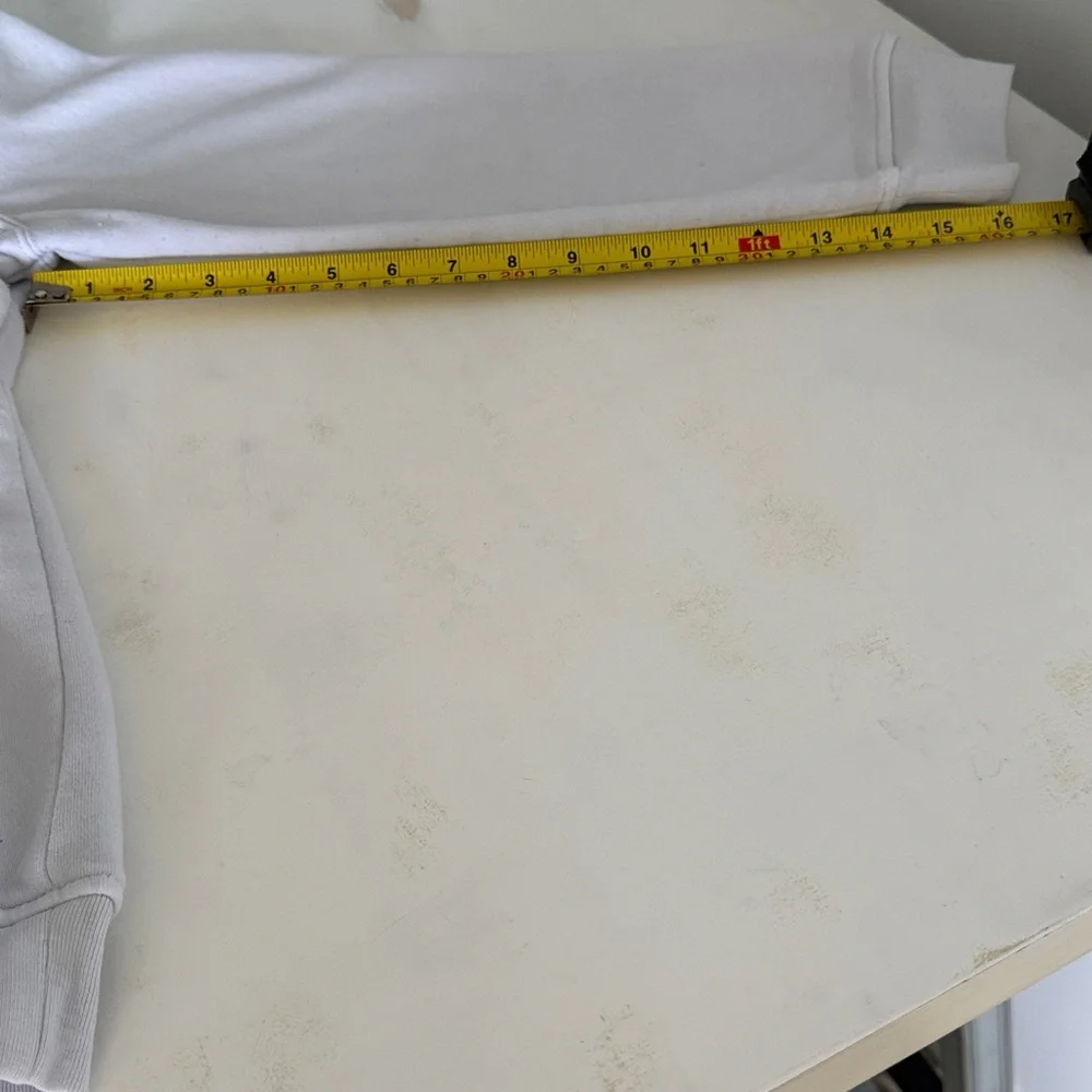 Hasting & Smith Poinsettia Embroidered White Sweater SZM. - Picture 9 of 10